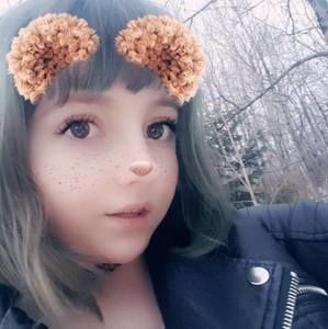 Meet your Posher, Lydia